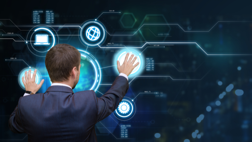 Experiência do cidadão em primeiro lugar: a visão de Antônio Fernando Ribeiro Pereira sobre inovação e valor no serviço público.